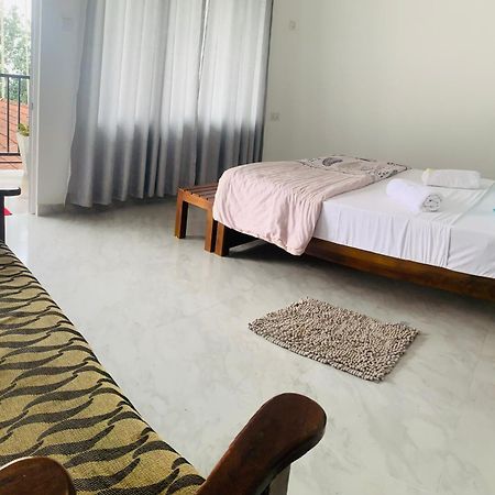 Broad View Apartment เอลลา ภายนอก รูปภาพ