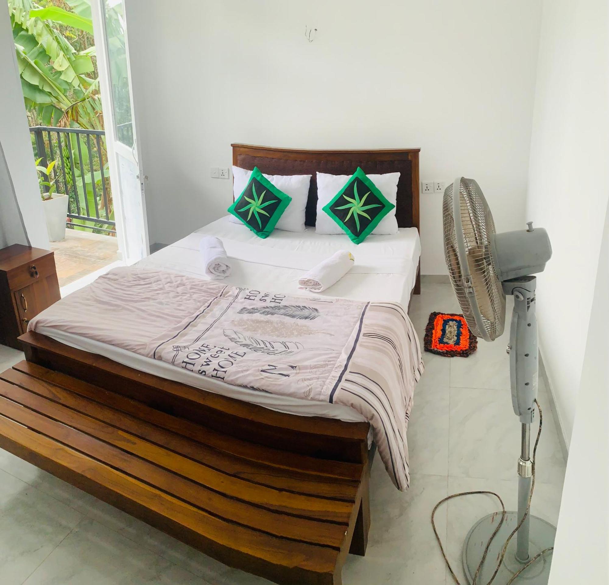 Broad View Apartment เอลลา ภายนอก รูปภาพ